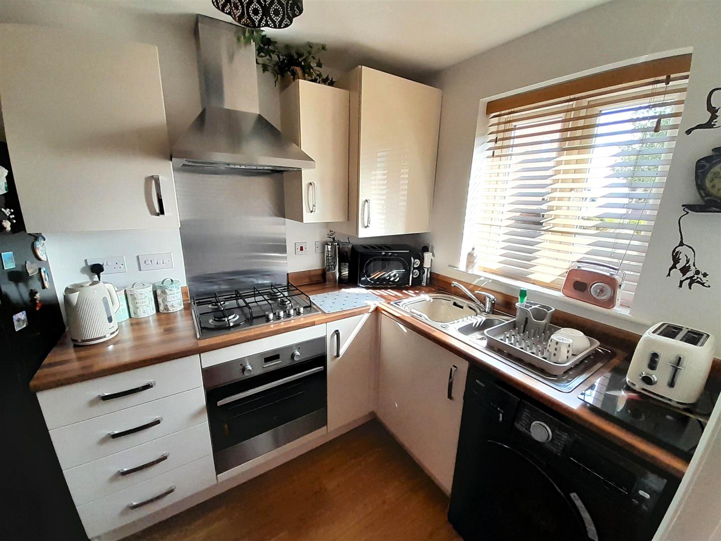 Stryd Bennett, Llanelli, SA15 4DQ